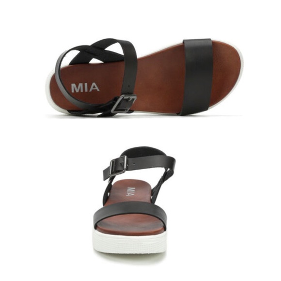 🖤MIA Platform Sandal🖤 - Picture 3 of 9